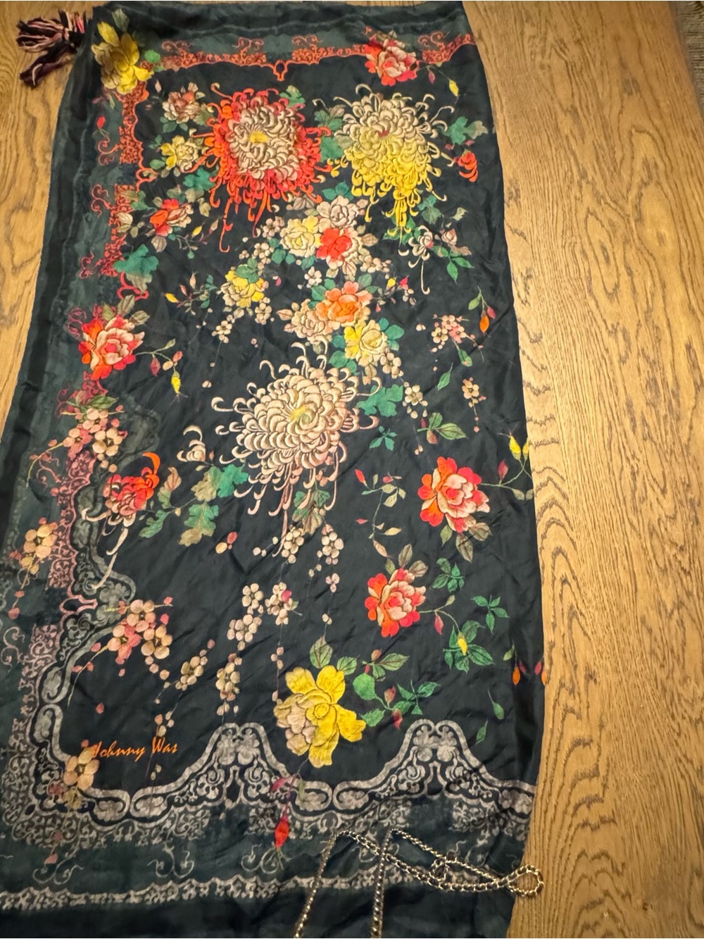 Johnny Was Black Floral Square Tasseled Scarf Border Silk Scarf 42 X 42 Tassels - Picture 3 of 7